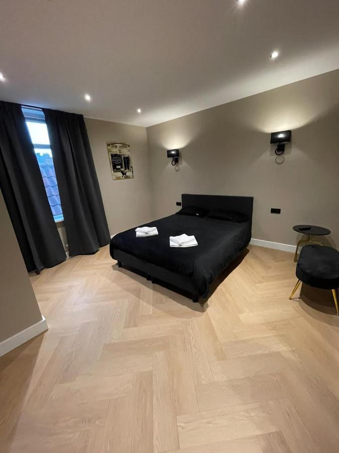 Hotel 83 Amsterdam Bagian luar foto