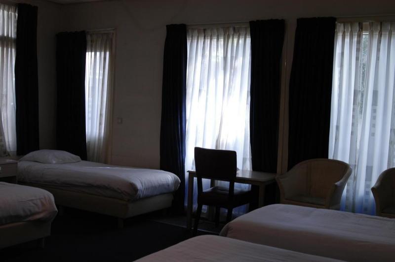 Hotel 83 Amsterdam Bagian luar foto